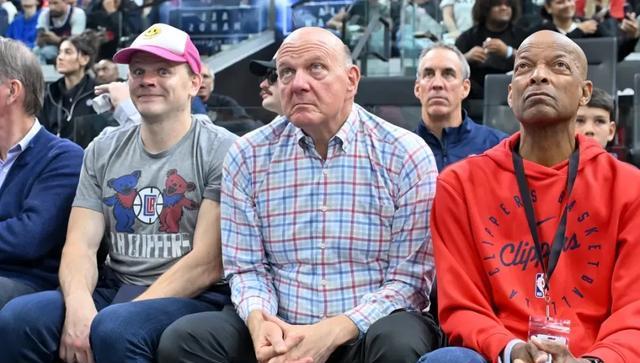 系伦纳德 系伦纳德