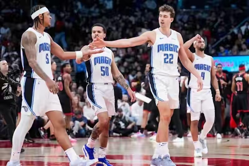 员们还不够, 虑首轮签的 员们还不够, 虑首轮签的